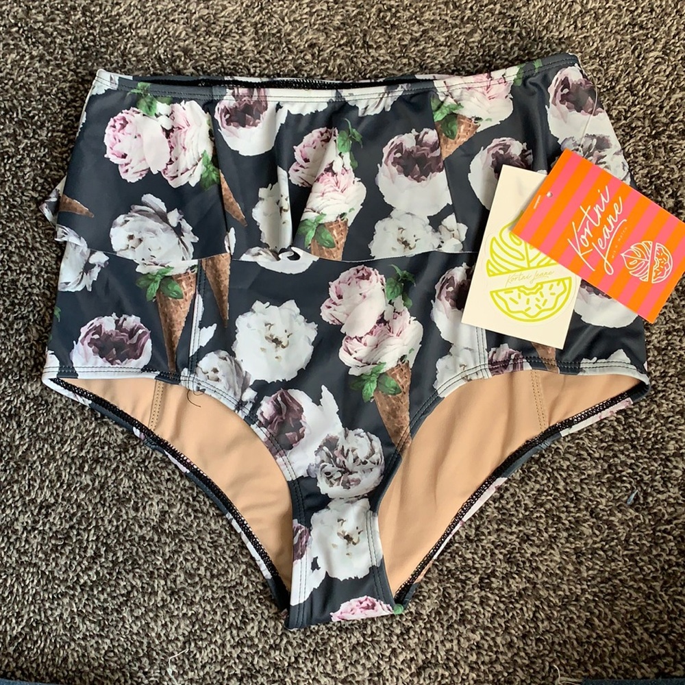 Women’s peplum swim bottoms in ice cream floral
